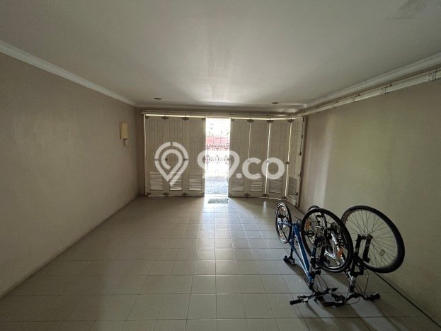 Rumah Luxury Modern Siap Huni di Pejaten Jakarta Selatan Rumah Luxury Modern Siap Huni di Pejaten Jakarta Selatan