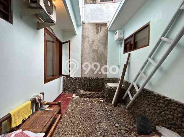 Rumah 4 KT 2 KM di Lokasi Strategis Tebet, Jakarta Selatan Rumah 4 KT 2 KM di Lokasi Strategis Tebet, Jakarta Selatan