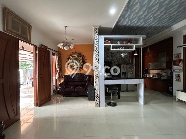 Hunian Eksklusif Dijual LT 250m2 di Tebet, Jakarta Selatan Hunian Eksklusif Dijual LT 250m2 di Tebet, Jakarta Selatan