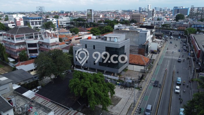 Kantor Dijual di Jakarta Timur LT 750m2 & LB 1350m2 Lokasi Terbaik! Kantor Dijual di Jakarta Timur LT 750m2 & LB 1350m2 Lokasi Terbaik!