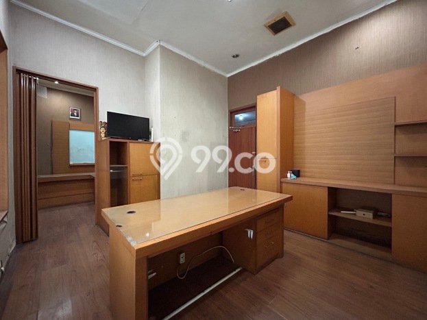 Ready to Use! Luxury House LT 809m2 Desain Elegan di Cawang Ready to Use! Luxury House LT 809m2 Desain Elegan di Cawang
