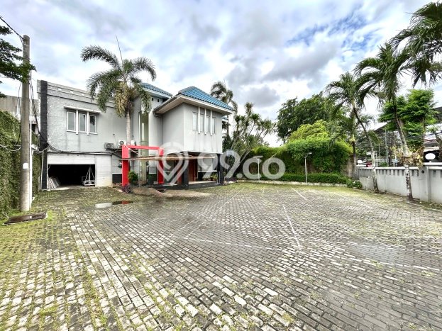 Unit Kantor Dijual di Jakarta Selatan LT 776m2 & LB 616m2 Unit Kantor Dijual di Jakarta Selatan LT 776m2 & LB 616m2