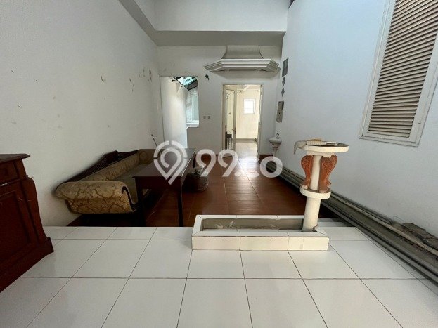 KESEMPATAN EMAS! Rumah area Gudang Peluru, Jakarta Selatan, LT 400m² Bangunan 525m² KESEMPATAN EMAS! Rumah area Gudang Peluru, Jakarta Selatan, LT 400m² Bangunan 525m²