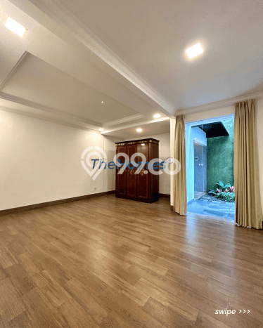 Rumah Mewah Siap Huni LT 315m2 di Tebet, Jakarta Selatan Rumah Mewah Siap Huni LT 315m2 di Tebet, Jakarta Selatan