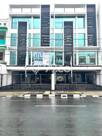 Unit Kantor Dijual di Tebet Jakarta Selatan Luas Tanah 343m2, Luas Bangunan 1038m2 Unit Kantor Dijual di Tebet Jakarta Selatan Luas Tanah 343m2, Luas Bangunan 1038m2