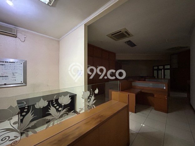 Ready to Use! Luxury House LT 809m2 Desain Elegan di Cawang Ready to Use! Luxury House LT 809m2 Desain Elegan di Cawang