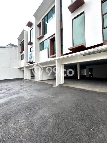 Kantor Dijual di Prime Area Jakarta Timur Luas 2076m2 Kantor Dijual di Prime Area Jakarta Timur Luas 2076m2