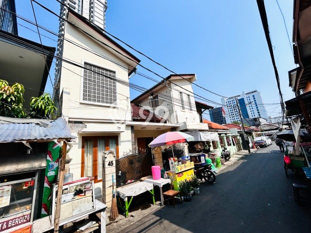 Dijual Hunian Mewah dengan Fasilitas Sekitar Lengkap di Menteng, Jakarta Pusat Dijual Hunian Mewah dengan Fasilitas Sekitar Lengkap di Menteng, Jakarta Pusat