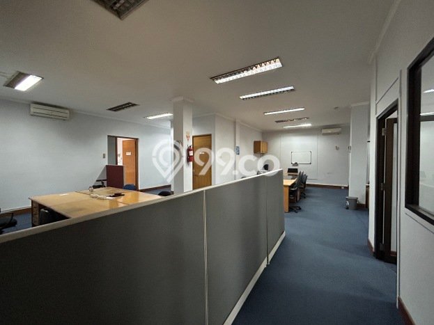 Unit Kantor Dijual di Jakarta Selatan LT 776m2 & LB 616m2 Unit Kantor Dijual di Jakarta Selatan LT 776m2 & LB 616m2