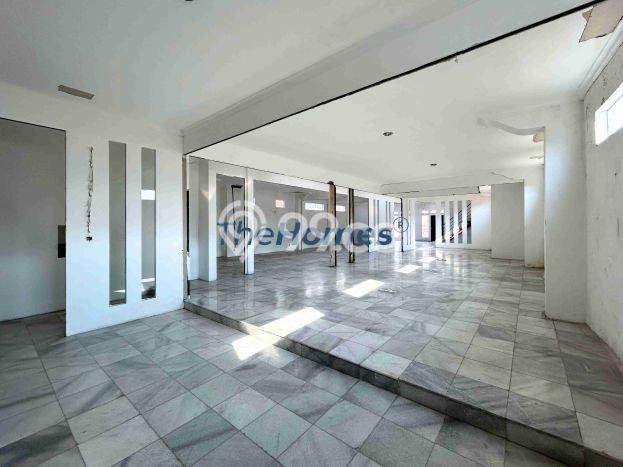 Kantor Area Premium Kawasan Salemba, Luas 1850m², Mainroad Kantor Area Premium Kawasan Salemba, Luas 1850m², Mainroad