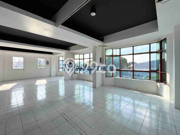 Kantor Area Premium Kawasan Salemba, Luas 1850m², Mainroad Kantor Area Premium Kawasan Salemba, Luas 1850m², Mainroad