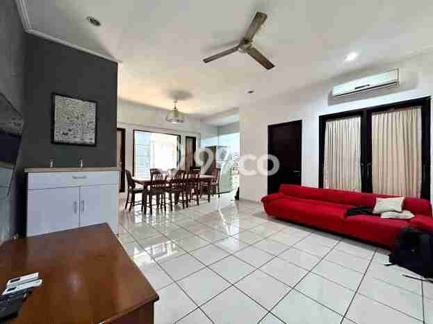 Rumah Mewah Dijual LT 200m2 di Tebet, Jakarta Selatan Rumah Mewah Dijual LT 200m2 di Tebet, Jakarta Selatan