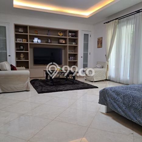 Rumah Elit Modern Tanpa Renovasi di Kemanggisan Jakarta Barat Rumah Elit Modern Tanpa Renovasi di Kemanggisan Jakarta Barat