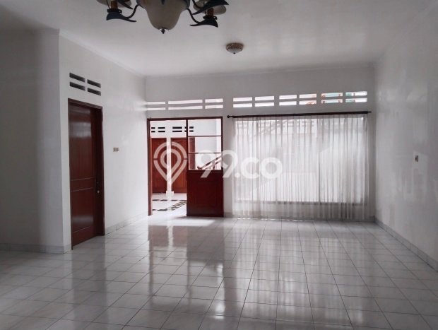 Disewakan Rumah Harga Terjangkau di Geger Kalong Bandung Punya 4 Kamar Tidur Disewakan Rumah Harga Terjangkau di Geger Kalong Bandung Punya 4 Kamar Tidur