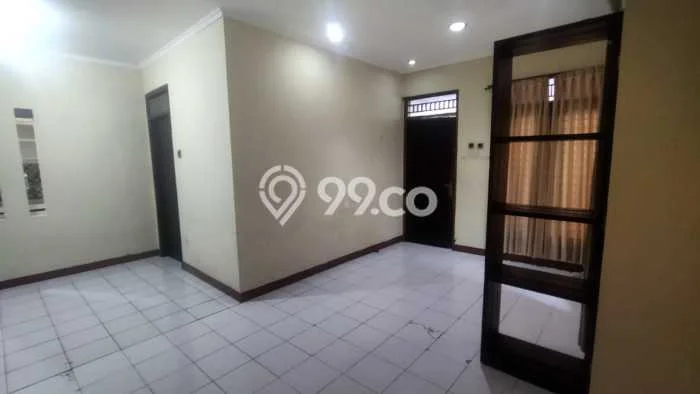 Disewakan Rumah Murah di Geger Kalong Bandung Punya 2 KT Disewakan Rumah Murah di Geger Kalong Bandung Punya 2 KT