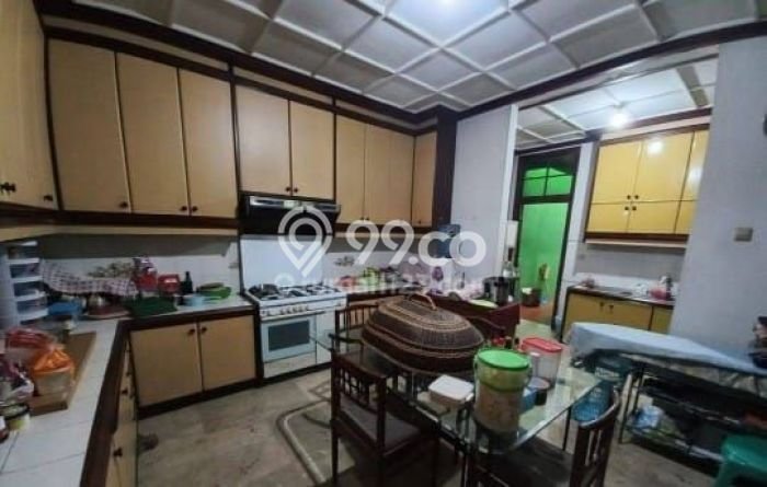 Rumah Mewah LB 750m2 Siap Pakai Desain Elegan di Setiabudi, Bandung Rumah Mewah LB 750m2 Siap Pakai Desain Elegan di Setiabudi, Bandung