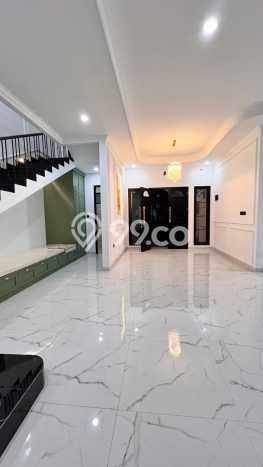 Ready to Use! Premium House LT 200m2 Desain Elegan di BSD Nusaloka Ready to Use! Premium House LT 200m2 Desain Elegan di BSD Nusaloka