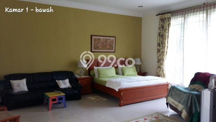 Jual Rumah Luas Elegan Dengan View Cantik di Bintaro, Tangerang Selatan Jual Rumah Luas Elegan Dengan View Cantik di Bintaro, Tangerang Selatan