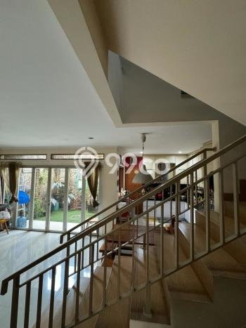 Rumah Luxury Modern Siap Huni di Sektor 9-Bintaro Tangerang Selatan Rumah Luxury Modern Siap Huni di Sektor 9-Bintaro Tangerang Selatan