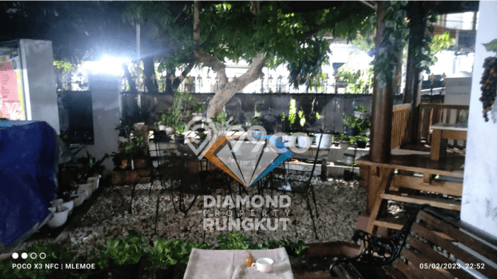 Dijual Rumah 5 Kamar Lokasi Ideal Bagus dan Strategis di Rungkut Dijual Rumah 5 Kamar Lokasi Ideal Bagus dan Strategis di Rungkut
