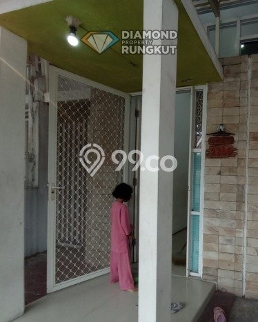 For Sale Hunian Rumah Terawat 2 Kamar di Sidoarjo, Surabaya For Sale Hunian Rumah Terawat 2 Kamar di Sidoarjo, Surabaya