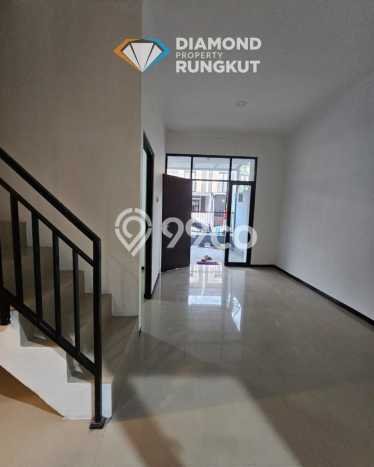 Rumah Strategis Modern Lb 65m2 di Waru, Sidoarjo Rumah Strategis Modern Lb 65m2 di Waru, Sidoarjo