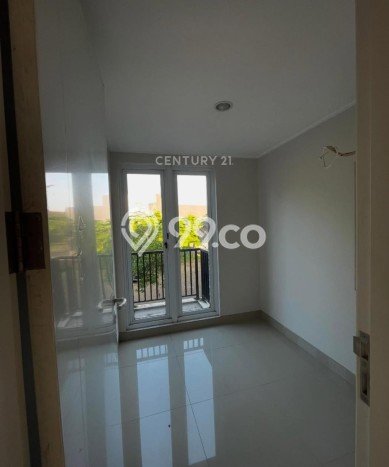 Dijual Hunian Rumah Nyaman 4 Kamar di Bintaro, Tangerang Selatan Dijual Hunian Rumah Nyaman 4 Kamar di Bintaro, Tangerang Selatan