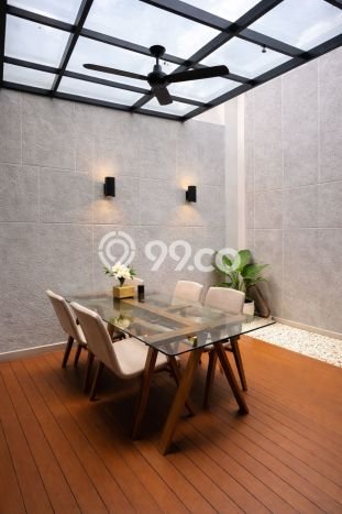 Ready to Use! Luxury House LT 120m2 Desain Elegan di Bintaro Ready to Use! Luxury House LT 120m2 Desain Elegan di Bintaro