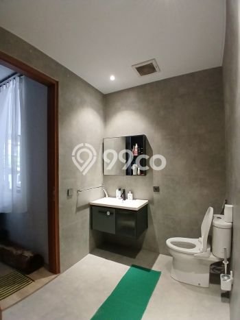 Rumah Mewah LB 300m2 Siap Pakai Desain Elegan di Bintaro, Tangerang Selatan Rumah Mewah LB 300m2 Siap Pakai Desain Elegan di Bintaro, Tangerang Selatan