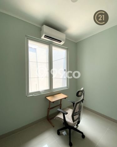For Sale Hunian Rumah Terawat 3 Kamar di Bintaro, Tangerang Selatan For Sale Hunian Rumah Terawat 3 Kamar di Bintaro, Tangerang Selatan