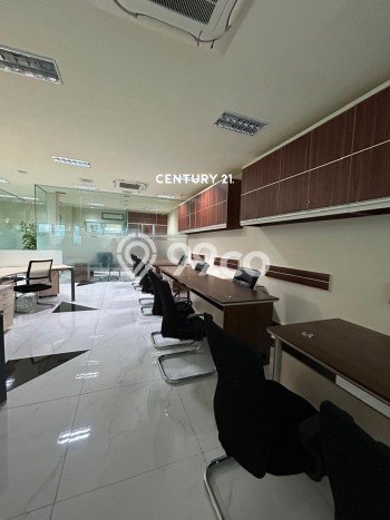 Kantor Usaha Dijual di Kebayoran Baru Jakarta Selatan LT 408m2 & LB 1780m2 Kantor Usaha Dijual di Kebayoran Baru Jakarta Selatan LT 408m2 & LB 1780m2