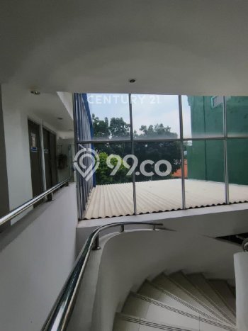 Unit Kantor Dijual di Jakarta Selatan LT 330m2 & LB 993m2 Unit Kantor Dijual di Jakarta Selatan LT 330m2 & LB 993m2