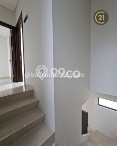 Hunian Mewah LB 65m2 Siap Huni Desain Elegan di Bintaro, Tangerang Selatan Hunian Mewah LB 65m2 Siap Huni Desain Elegan di Bintaro, Tangerang Selatan
