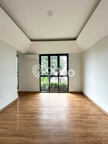 Rumah Modern 4 KT di Bintaro Tangerang Selatan Semi Furnished Rumah Modern 4 KT di Bintaro Tangerang Selatan Semi Furnished