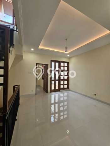 Dijual Hunian Rumah Nyaman 4 KT di Bintaro, Tangerang Selatan Dijual Hunian Rumah Nyaman 4 KT di Bintaro, Tangerang Selatan