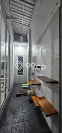 Rumah Luxury Modern Siap Huni di Bintaro Tangerang Selatan Rumah Luxury Modern Siap Huni di Bintaro Tangerang Selatan