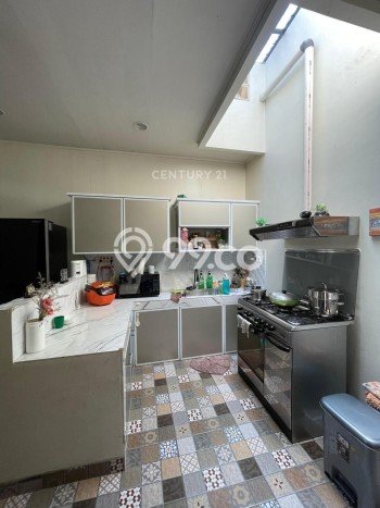 Dijual Rumah Eksklusif 2 KT di Graha Raya Bintaro, Tangerang Selatan Dijual Rumah Eksklusif 2 KT di Graha Raya Bintaro, Tangerang Selatan