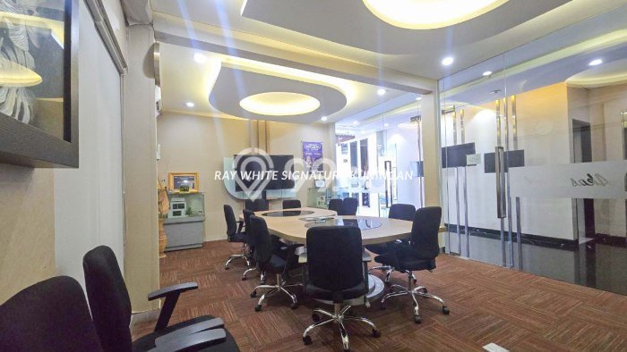 Dijual Kantor Strategis Kawasan BSD Anggrek Loka, Luas 468m², Mainroad, Kawasan Komersial Dijual Kantor Strategis Kawasan BSD Anggrek Loka, Luas 468m², Mainroad, Kawasan Komersial