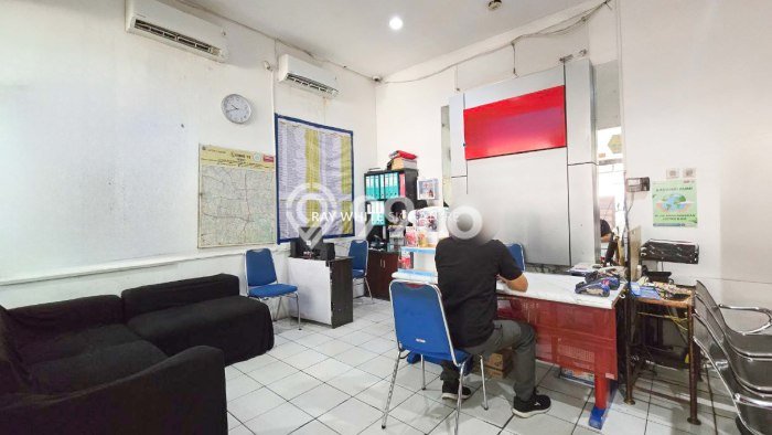 Komersial Strategis di Tebet, Luas 300m2m², Area Komersial Komersial Strategis di Tebet, Luas 300m2m², Area Komersial