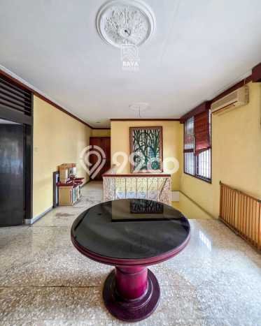 Rumah Elit Modern Tanpa Renovasi di Mampang Jakarta Selatan Rumah Elit Modern Tanpa Renovasi di Mampang Jakarta Selatan