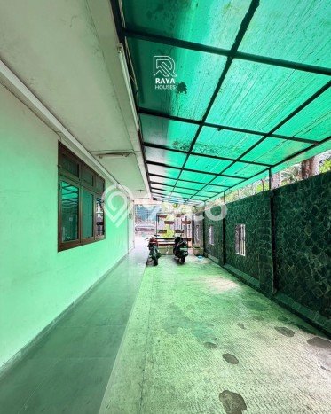 For Sale! Premium House LT 671m2 Desain Modern di Simprug For Sale! Premium House LT 671m2 Desain Modern di Simprug