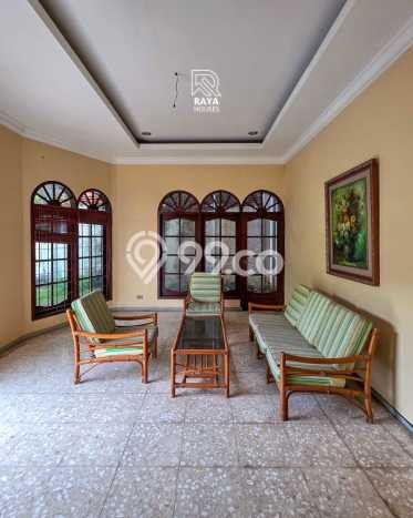 Rumah Elit Modern Tanpa Renovasi di Mampang Jakarta Selatan Rumah Elit Modern Tanpa Renovasi di Mampang Jakarta Selatan