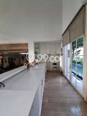 Disewakan Rumah Nyaman di Kebayoran Baru Harga Rp 1,75 Miliar/ Tahun Disewakan Rumah Nyaman di Kebayoran Baru Harga Rp 1,75 Miliar/ Tahun