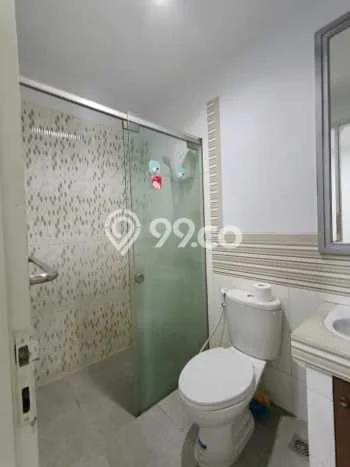 Disewakan! Rumah 3 Kamar Tidur &
2 Kamar Mandi di Cipete, Jakarta Selatan Disewakan! Rumah 3 Kamar Tidur &
2 Kamar Mandi di Cipete, Jakarta Selatan