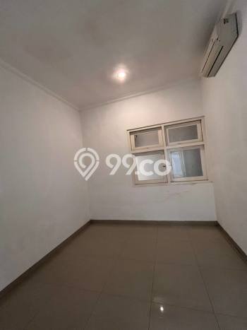 Hunian Mewah LB 240m2 Siap Huni Desain Elegan di Cipete, Jakarta Selatan Hunian Mewah LB 240m2 Siap Huni Desain Elegan di Cipete, Jakarta Selatan