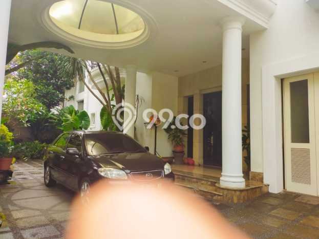 Rumah Dua Lantai Mewah Lokasi Strategis di Hang Lekiu Dijual Rumah Dua Lantai Mewah Lokasi Strategis di Hang Lekiu Dijual
