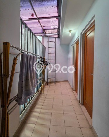 Peluang Investasi! Rumah Kost Dijual di Kebayoran Baru, Jakarta Selatan, 10 KT, 9 KM, Luas 300m2 Peluang Investasi! Rumah Kost Dijual di Kebayoran Baru, Jakarta Selatan, 10 KT, 9 KM, Luas 300m2