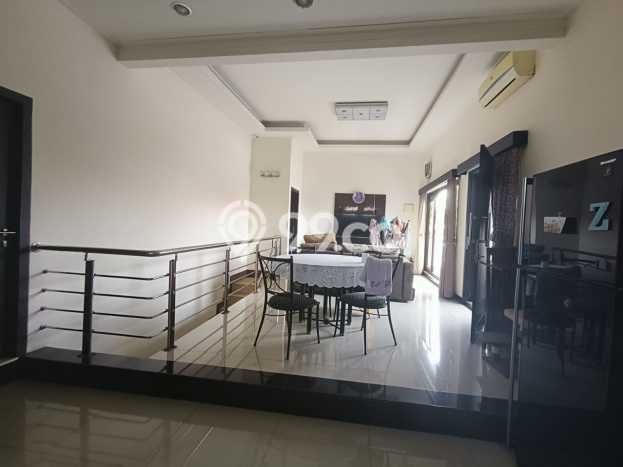 Hunian Elit LB 250m2 Siap Pakai Desain Elegan di Cipete, Jakarta Selatan Hunian Elit LB 250m2 Siap Pakai Desain Elegan di Cipete, Jakarta Selatan