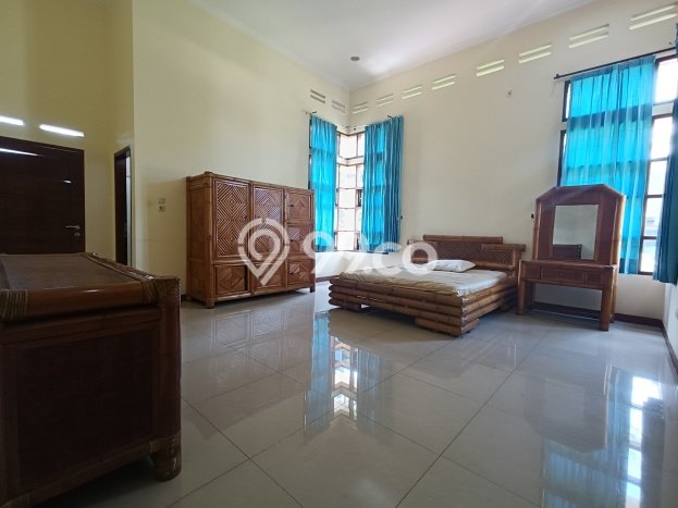 Rumah Mewah LB 1400m2 Siap Huni Desain Elegan di Bandung Barat, Bandung Rumah Mewah LB 1400m2 Siap Huni Desain Elegan di Bandung Barat, Bandung