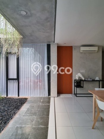Ready to Use! Luxury House LT 120m2 Desain Elegan di Cikunir Ready to Use! Luxury House LT 120m2 Desain Elegan di Cikunir